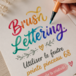 Une illustration du Brush Lettering réalisé avec un feutre Stabilo 68, montrant des lettres fluides et colorées.