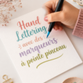 Image d'un projet de hand lettering coloré avec marqueurs à pinceau