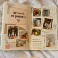 Brunch créatif avec des participants modelant de l'argile et savourant des plats faits maison