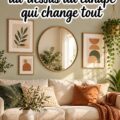 Une décoration murale accueillante au-dessus d'un canapé dans un salon moderne.